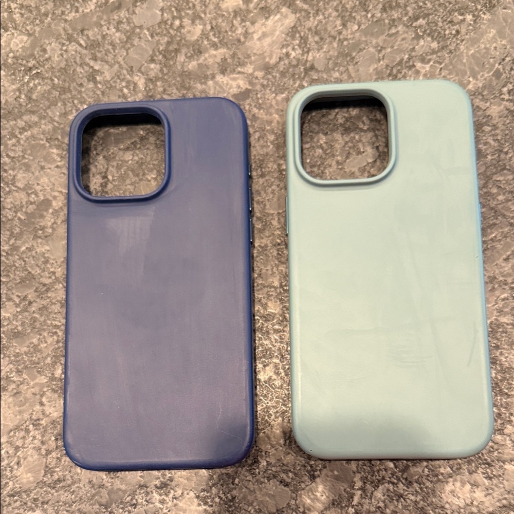 Blue and Light Green Silicone Phone Cases 15 pro plus MagSafe
